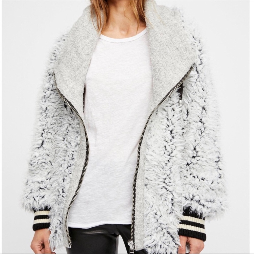 ISO FREE PEOPLE DOLMAN JACKET